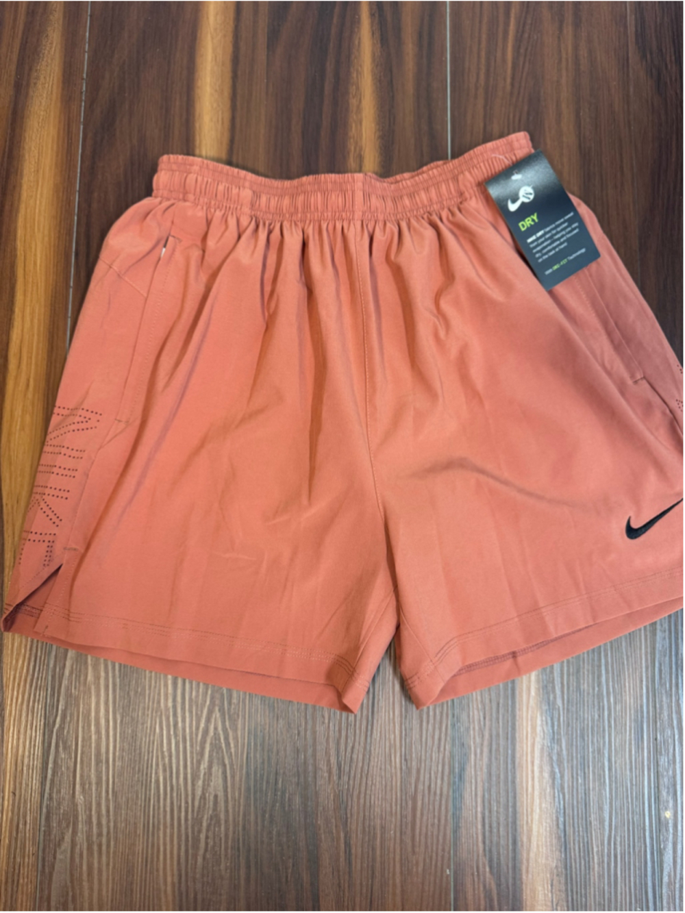 Men's Nike Dri-FIT Athletic Shorts Size M Orange Black